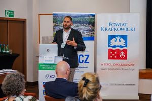 Prezentacja podczas konferencji.